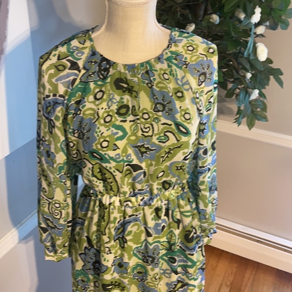 GREEN 💚💚💚🤍Maggy London Fit and flare dress - Picture 2 of 6